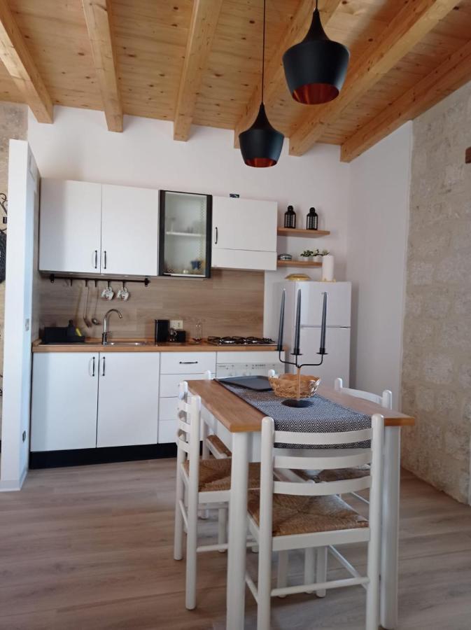 Casa Vacanze Borgo Gulini Da Anna Petralia Soprana Kültér fotó