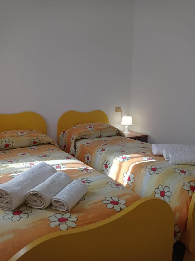 Casa Vacanze Borgo Gulini Da Anna Petralia Soprana Kültér fotó